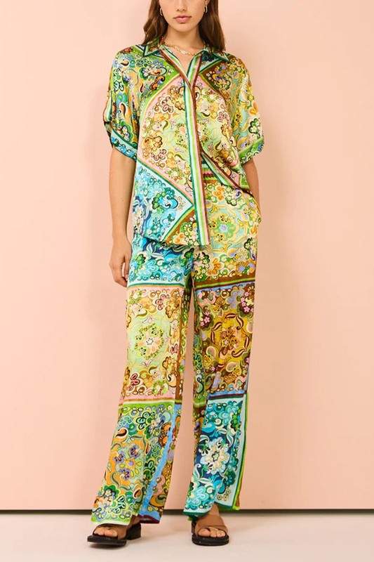 MULTICOLORED COLLARED TOP PANTS SET