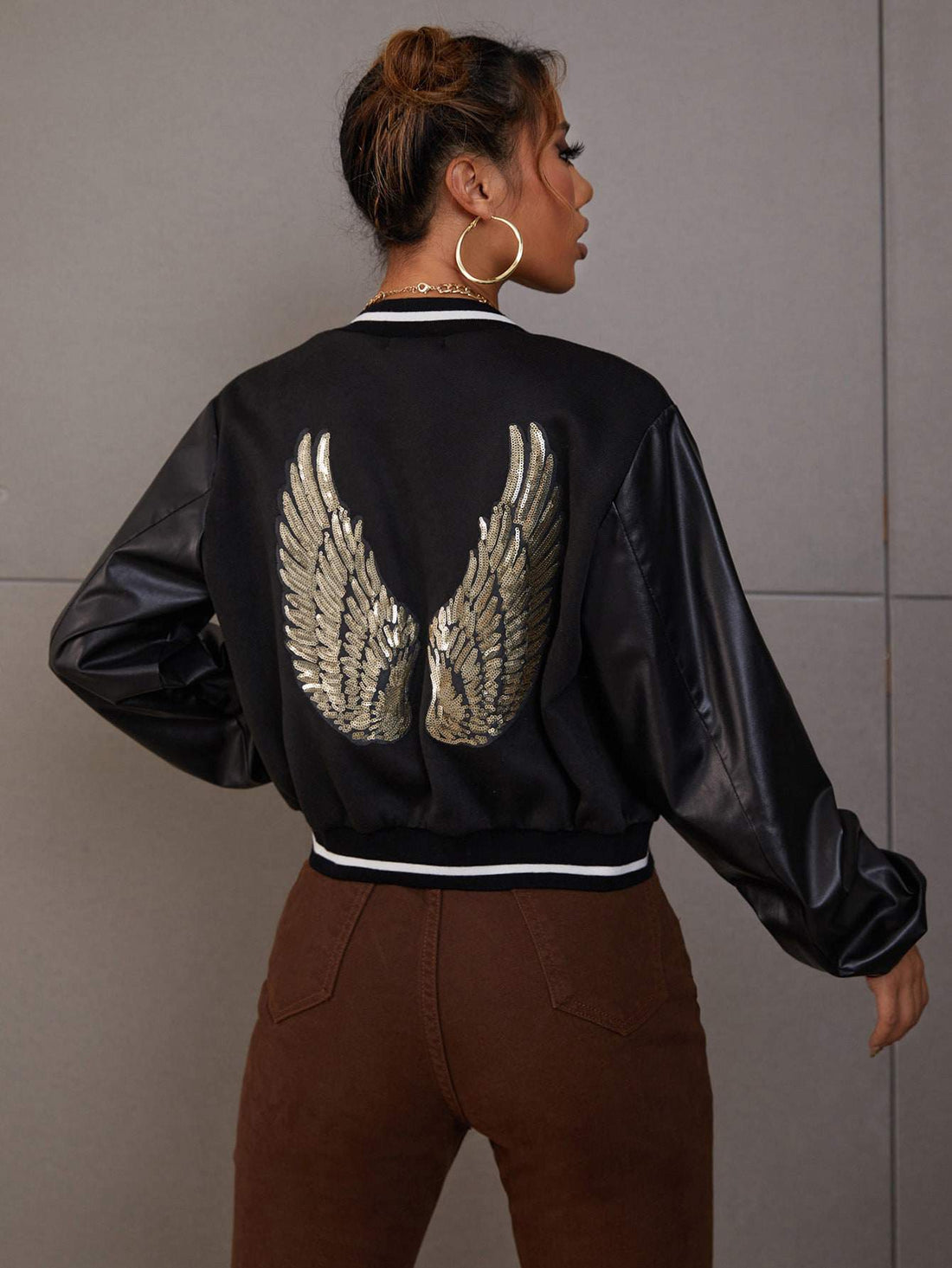 SEQUINS WINGS PATTERN STRIPED TRIM CROP BOMBER JACKET