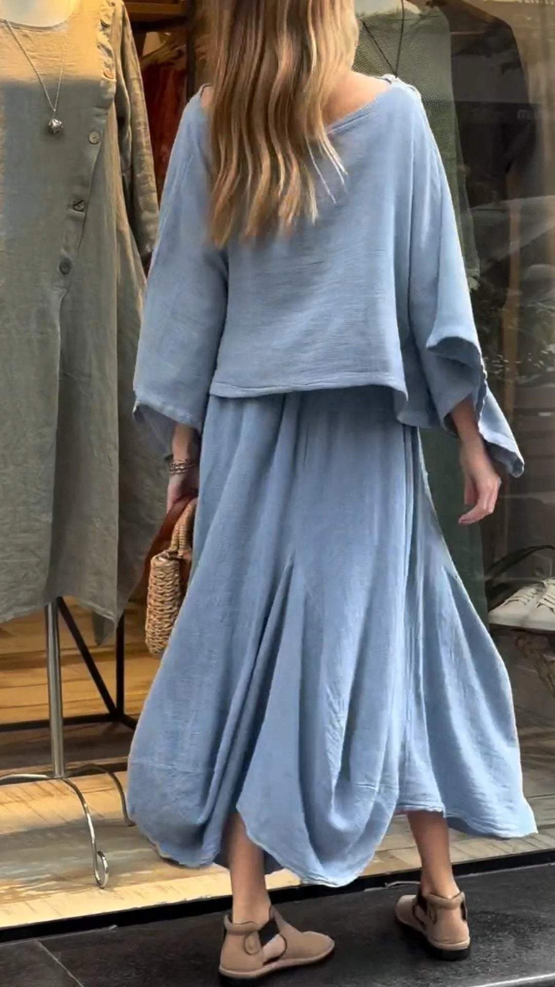  LOOSE SKIRT TWO PIECE SUIT