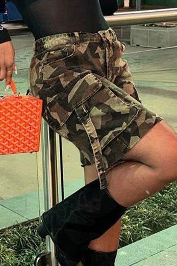 CAMOUFLAGE DESIGN SHORTS