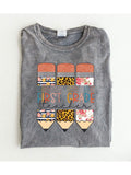 First grade teacher GRAPHIC TEE T-SHIRTS