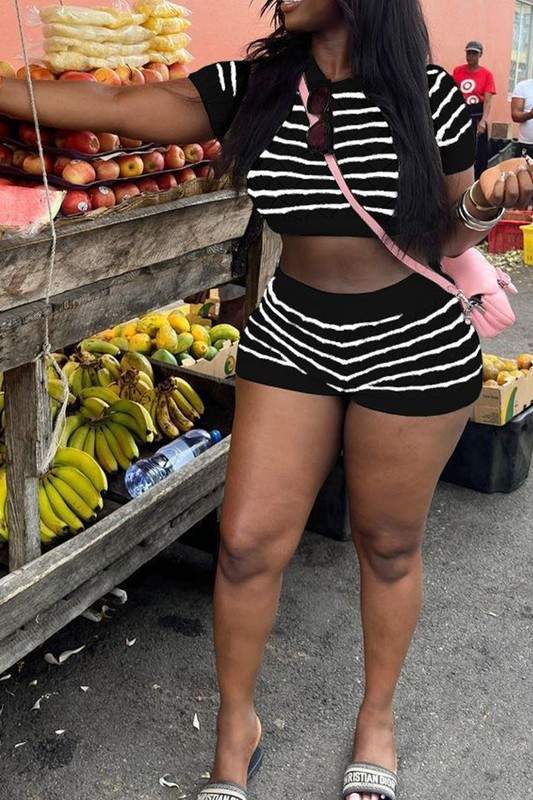 KNIT CROCHET CROP TOP SHORTS SET