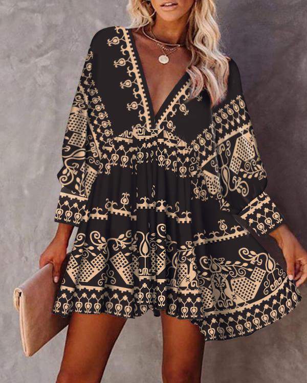 All Over Print VNeck Fold Pleated Dress - Missyess