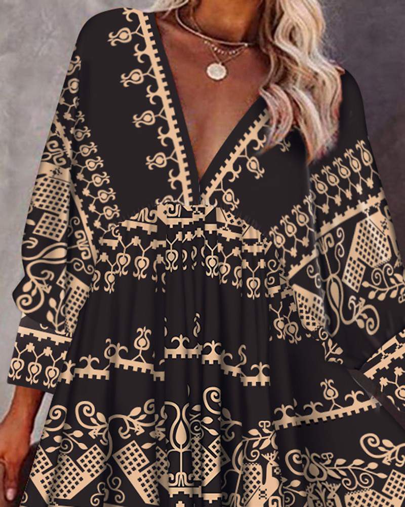 All Over Print VNeck Fold Pleated Dress - Missyess