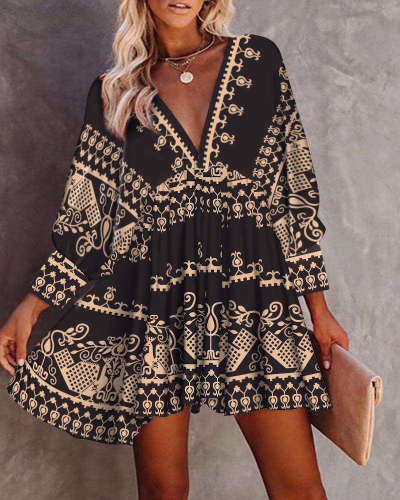 All Over Print VNeck Fold Pleated Dress - Missyess