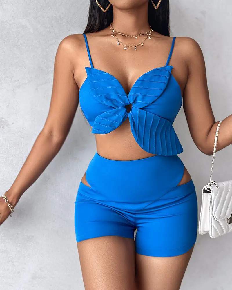 FLORAL PATTERN CAMI TOP CUTOUT SHORTS SET
