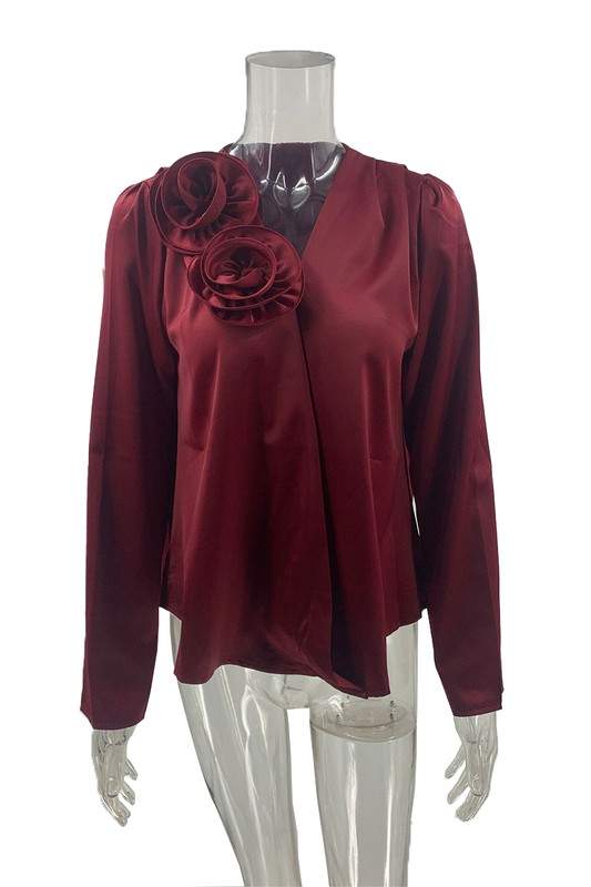 FLORAL ACCENT BUTTON UP BLOUSE