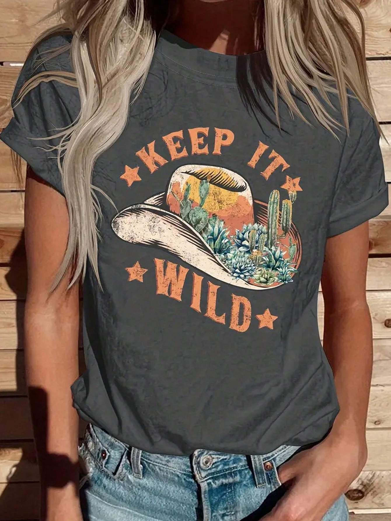 Women's Graphic T-Shirt: Keep It Wild