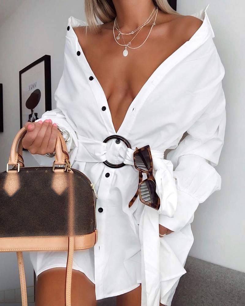 Chic Women's Button-Up Shirtdress Style