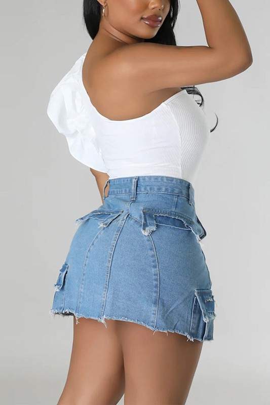 Chic Denim Skirt for Modern Women
