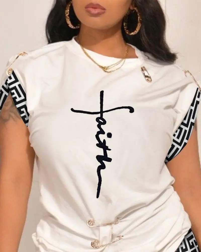 LETTER GEOMETRIC PRINT TOP SHORTS SET