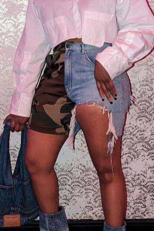 CAMO MIXED DENIM SHORTS