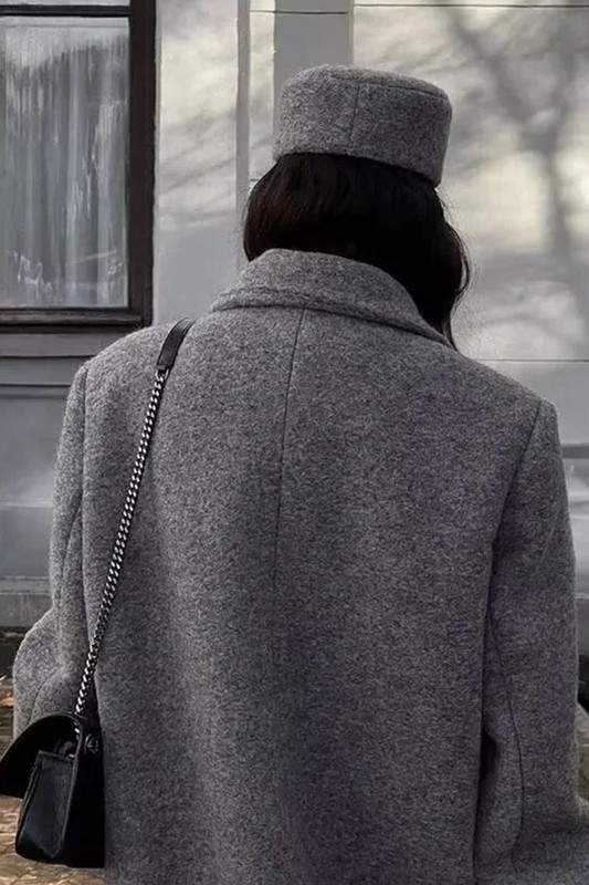 OVERSIZED WOOL COAT