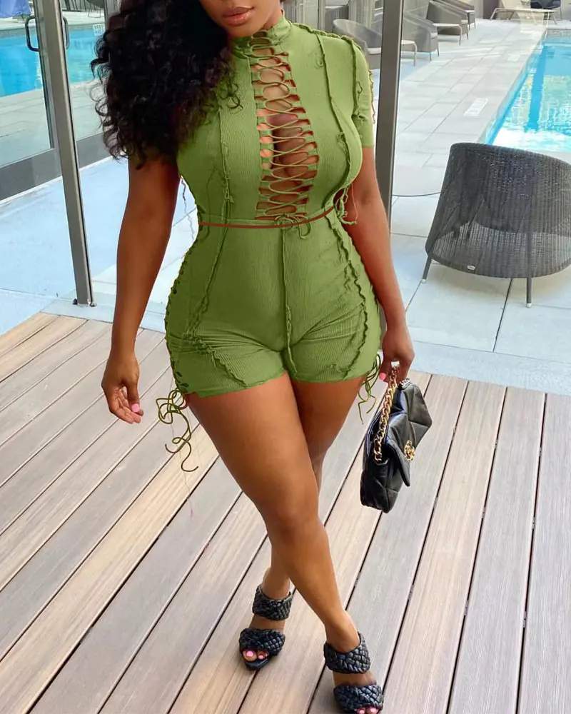 LACE UP DESIGN CROP TOP SHORTS SET