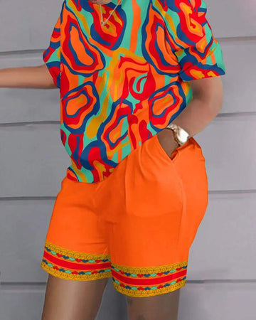 PLUS SIZE MULTI COLOR ABSTRACT HEART PRINT TOP SHORTS SET