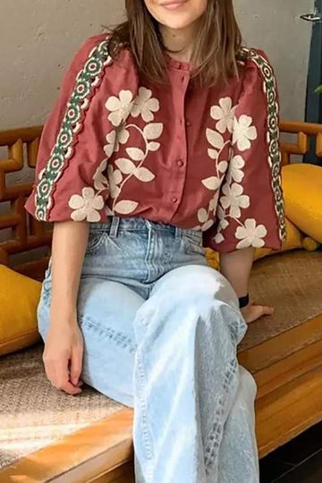 FLORAL EMBROIDERY BLOUSE
