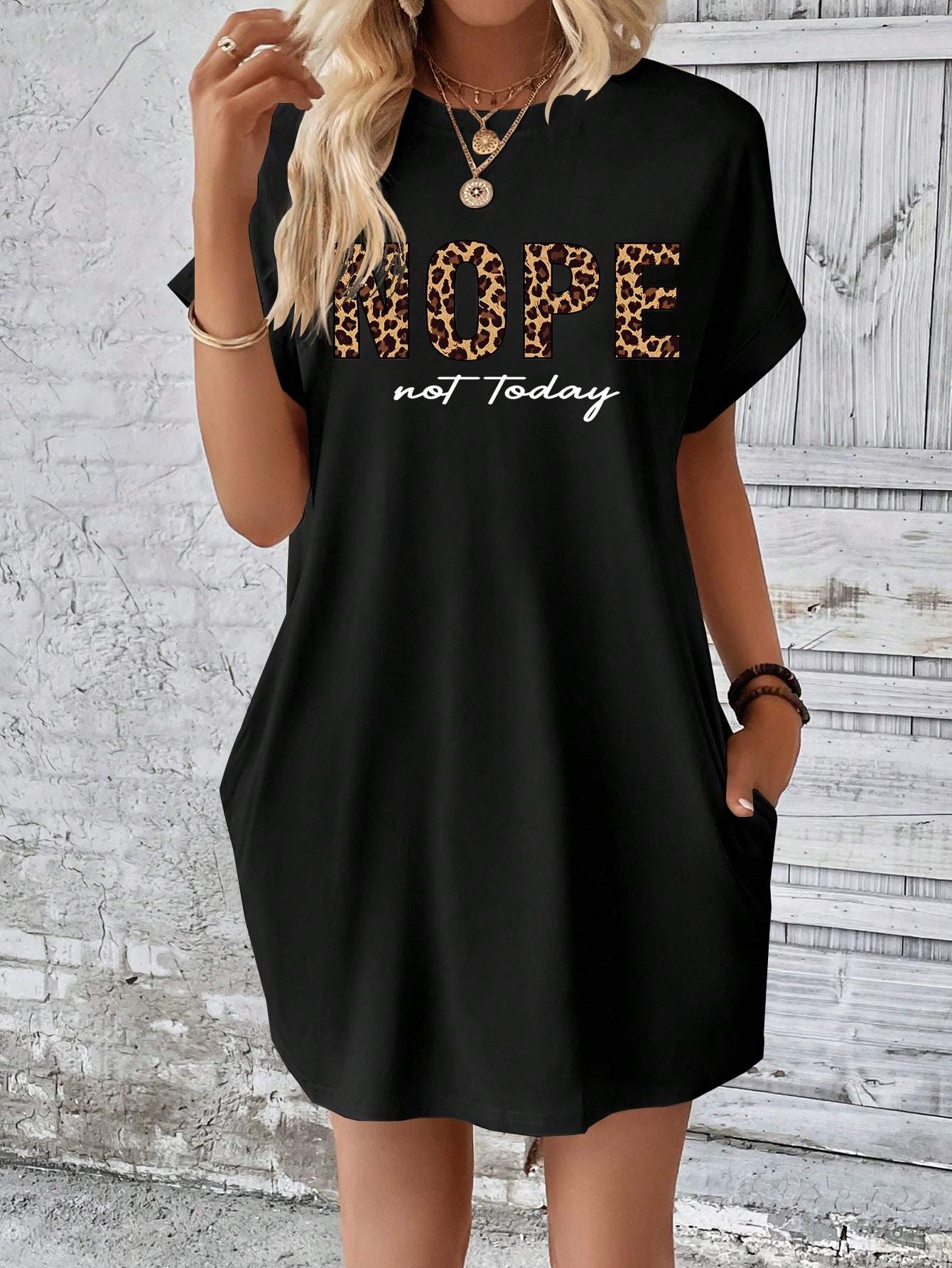EZWEAR RAINBOW LETTER PRINT SHORT SLEEVE DRESS