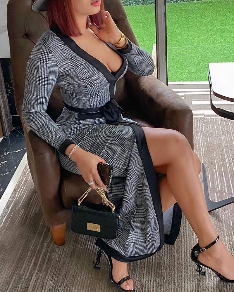 Casual Chic Dress: Long Sleeve Plaid Wrap Style