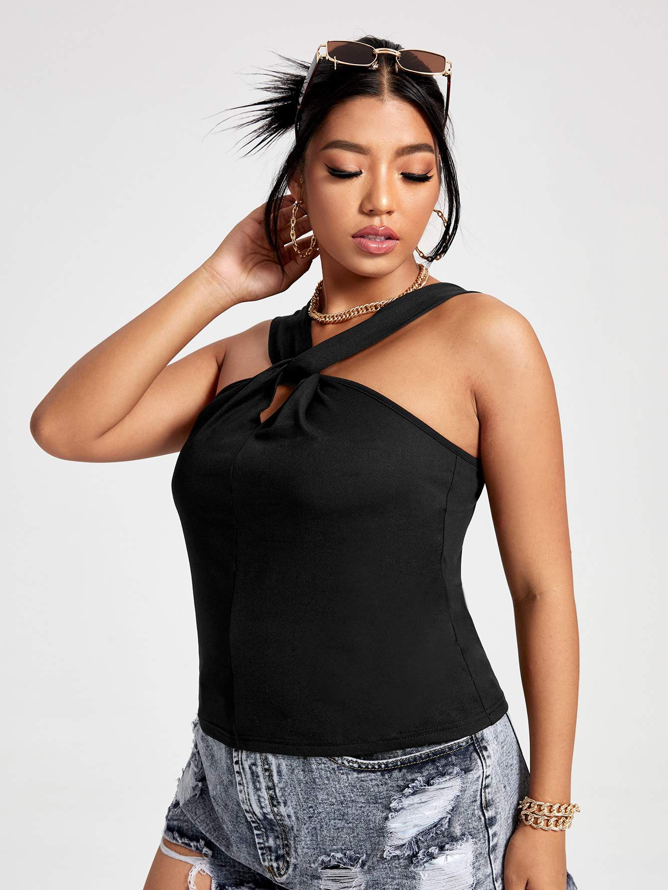 Versatile Black Top for Everyday Wear