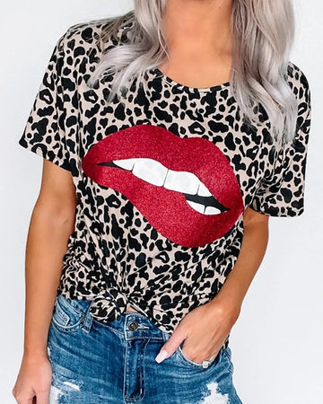 Lip Print Round Neck T-shirt