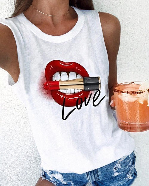 Cute Summer Top: Lip Graphic Casual Wear