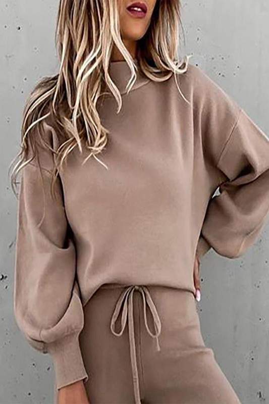 KNIT SOLID TOP AND PANTS CASUAL SET