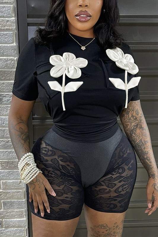 Activewear Floral T-shirt with Trendy Shorts