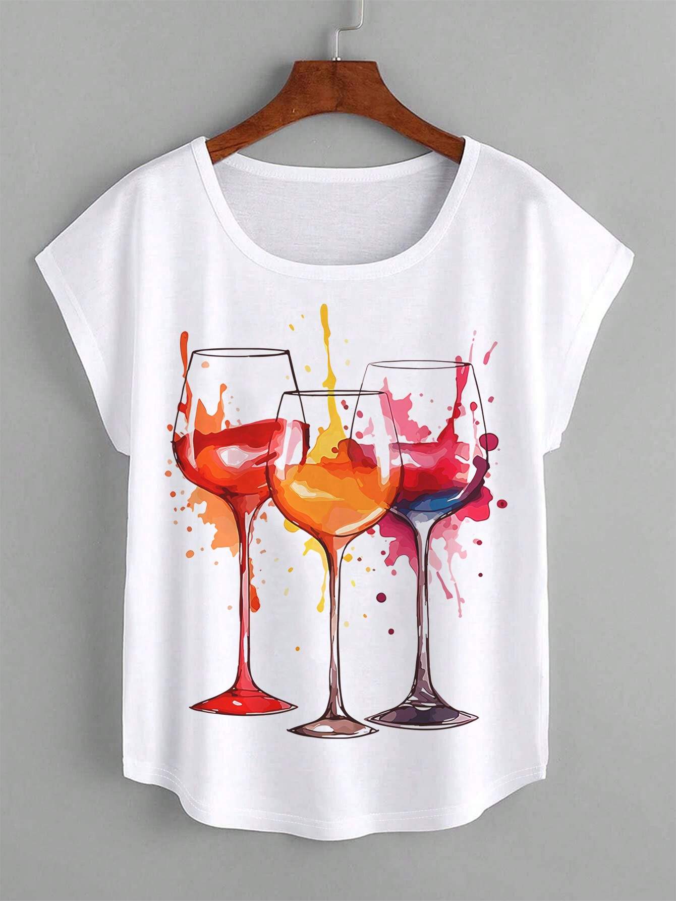 Casual Top: Unique Graphic Design for Women