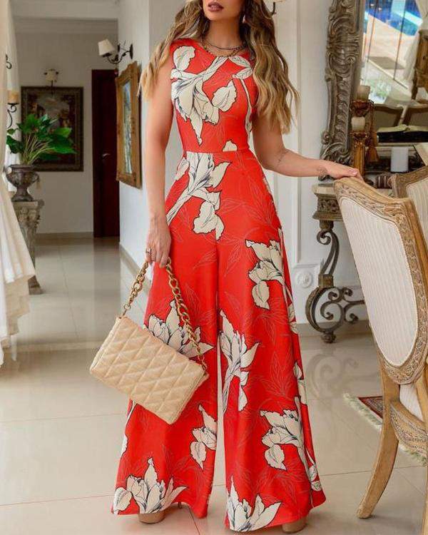 Floral Maxi Dress: Backless Summer Style