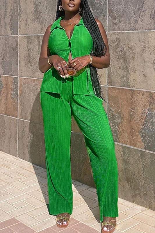 PLEATS SLEEVELESS SHIRT AND PANTS SET