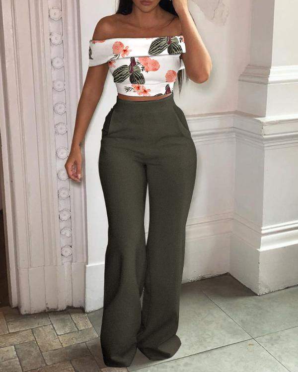 OFF SHOULDER CROP TOP GEO PRINT PANTS SET
